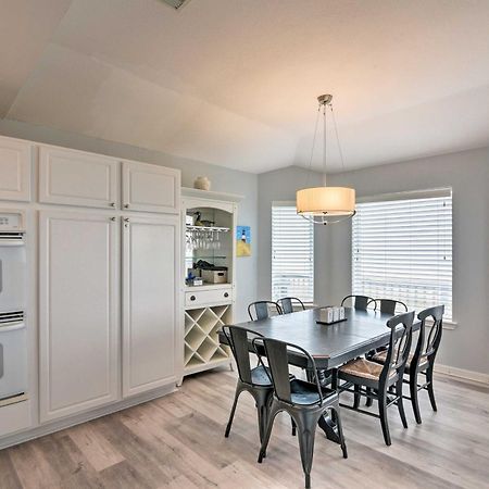 Oceanfront Galveston Home - Walk To Beach! Exteriér fotografie