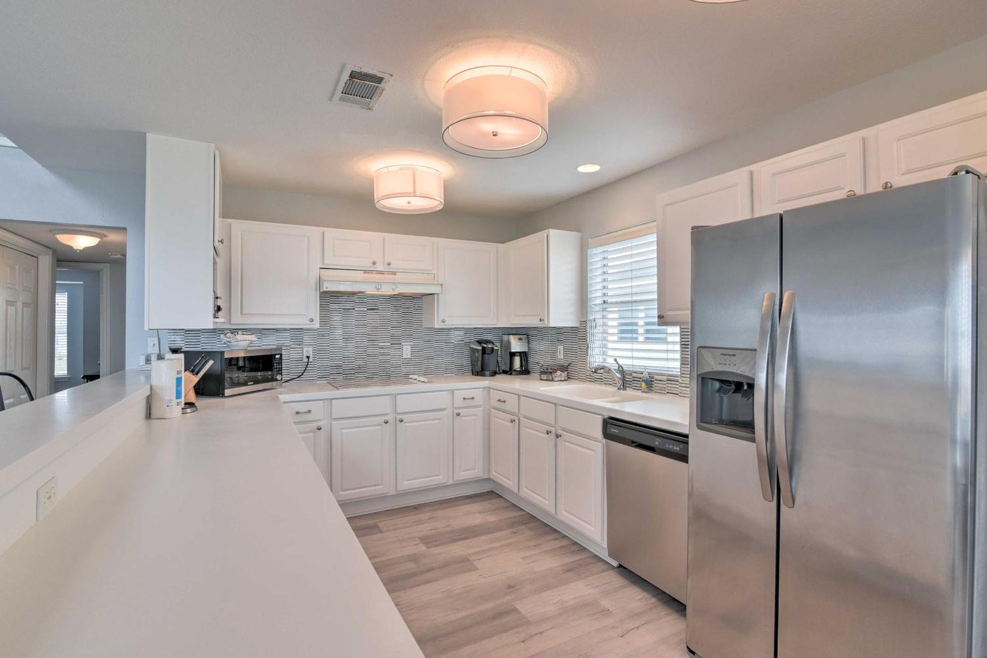 Oceanfront Galveston Home - Walk To Beach! Exteriér fotografie