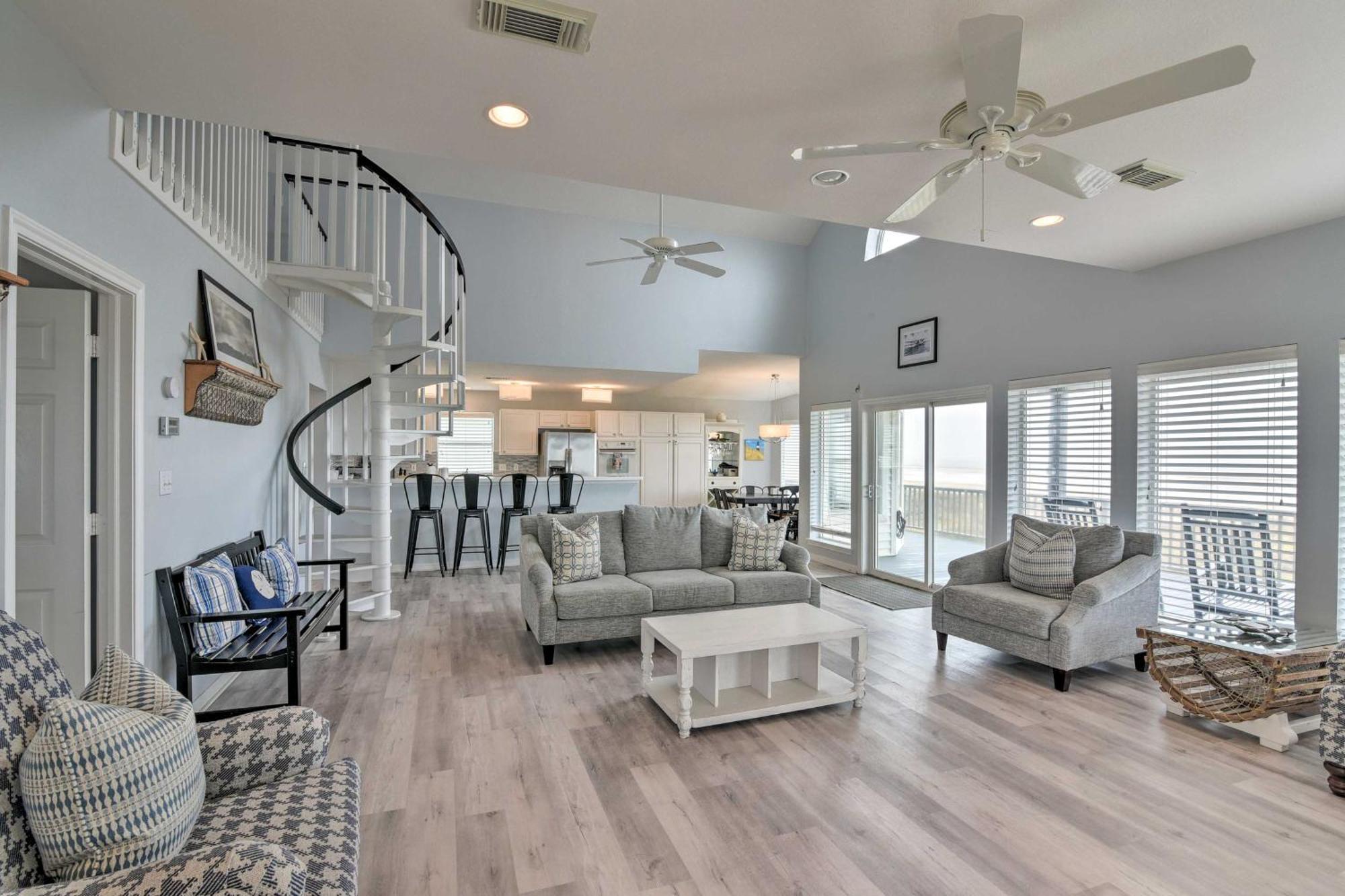 Oceanfront Galveston Home - Walk To Beach! Exteriér fotografie