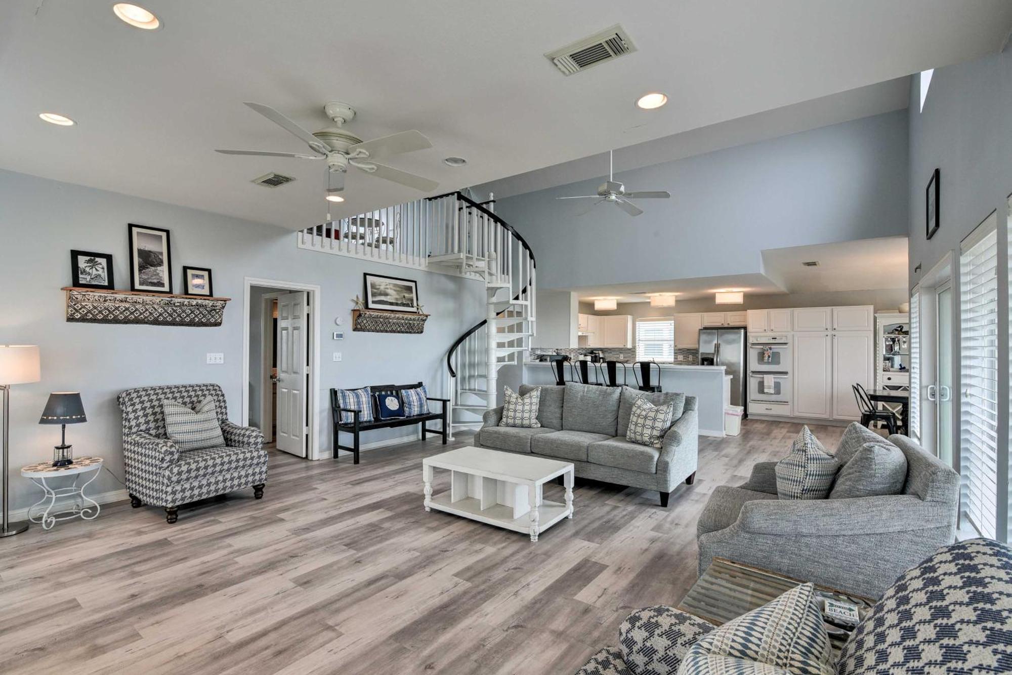 Oceanfront Galveston Home - Walk To Beach! Exteriér fotografie