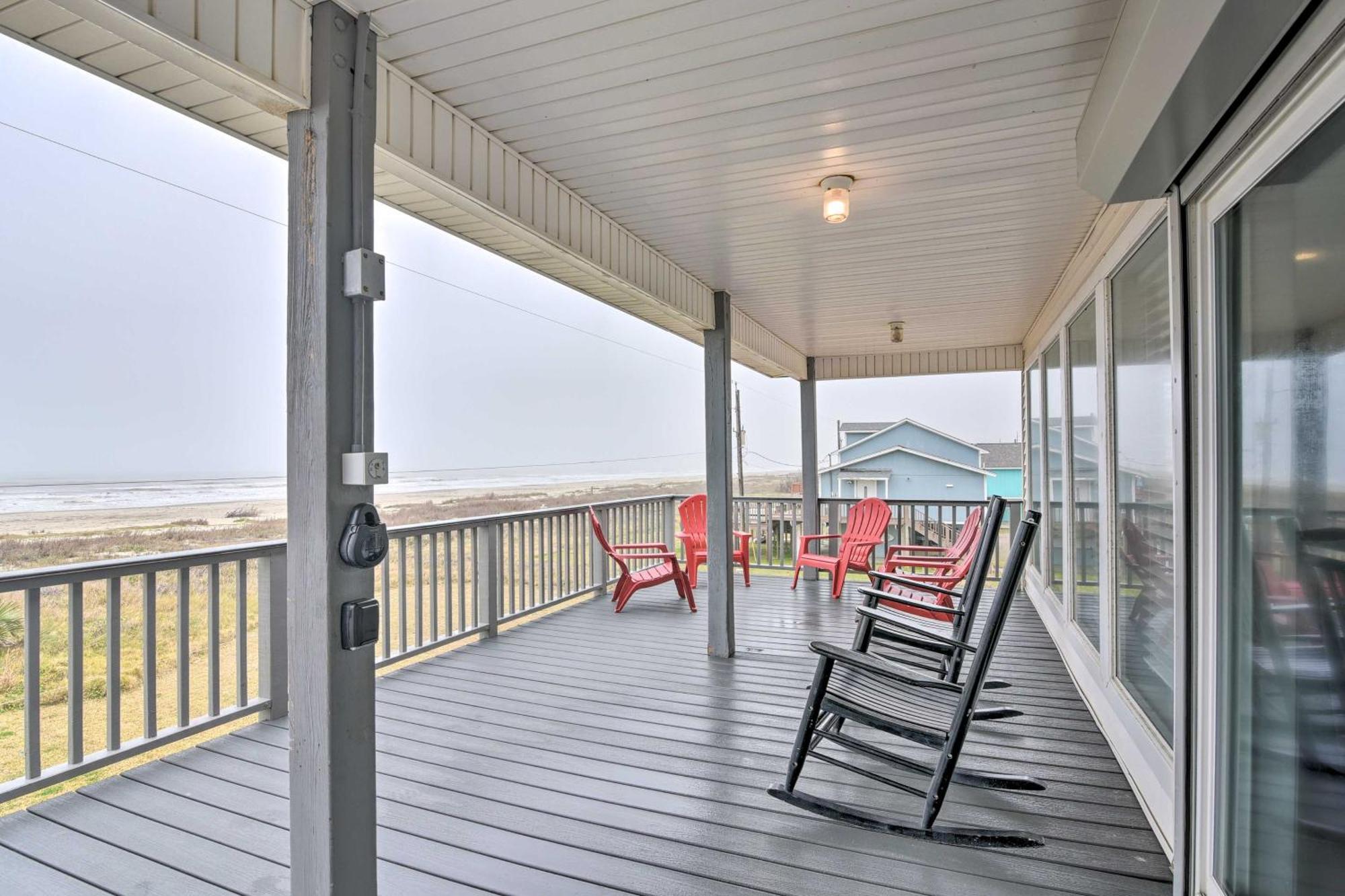 Oceanfront Galveston Home - Walk To Beach! Exteriér fotografie